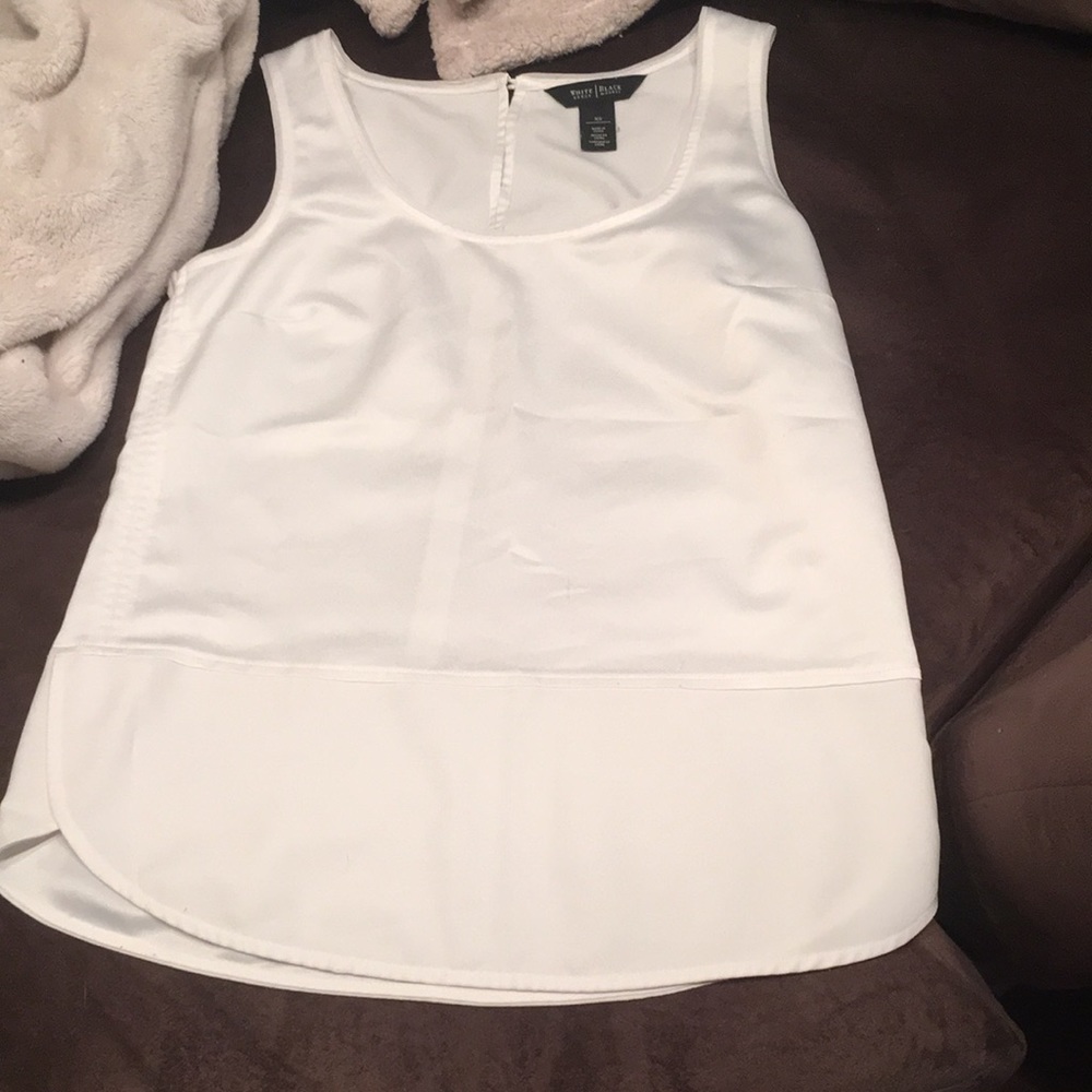 White House black market blouse